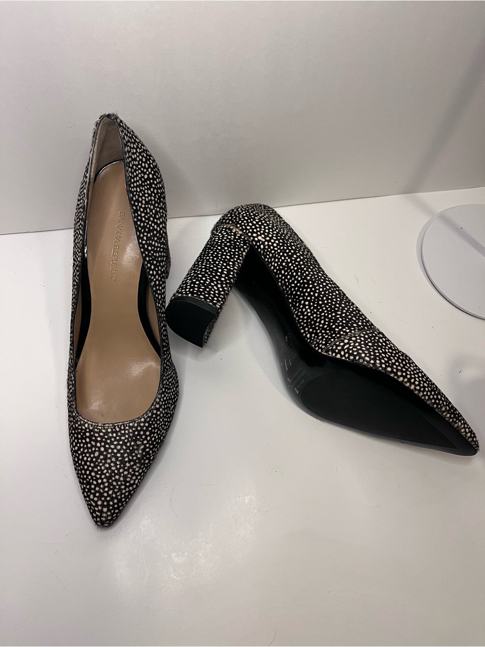 6.5 Dyed Cow Fur Banana Republic Heels